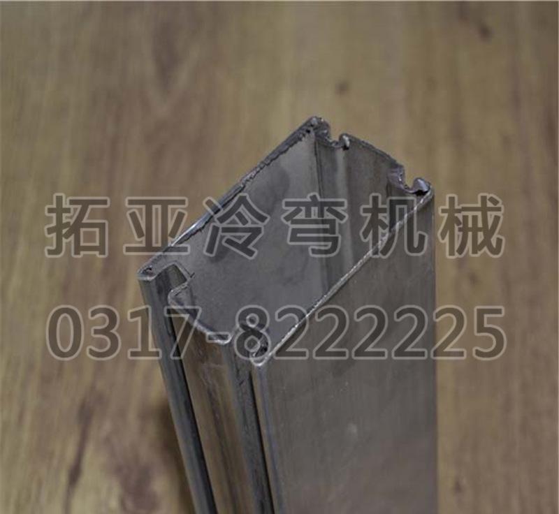 推拉玻璃門邊框壓型機械 肯德基門框成型機 雙開門歐式門框設(shè)備